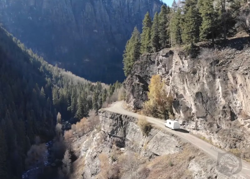 Three Dead After Gladiator Falls Off Trail During Jeep Tour